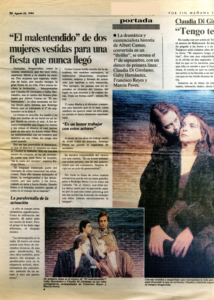 "El malentendido" de dos mujeres vestidas para una fiesta que nunca llegó 